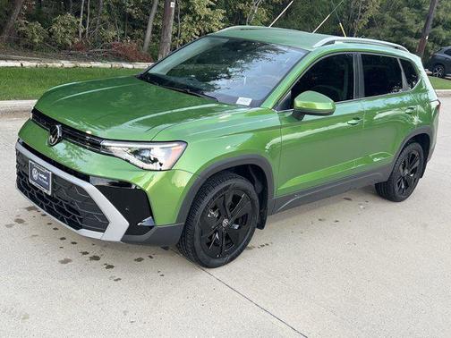 2025 Volkswagen Taos 1.5T SE