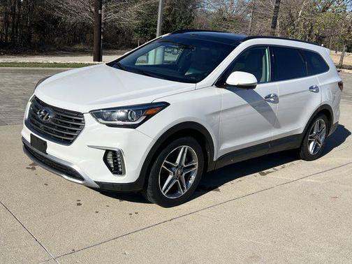 2017 Hyundai SANTA FE SE Ultimate