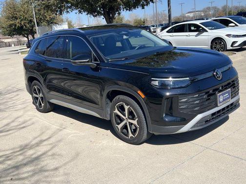 2025 Volkswagen Tiguan 2.0T SE