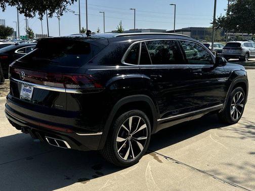 2025 Volkswagen Atlas Cross Sport 2.0T SEL Premium