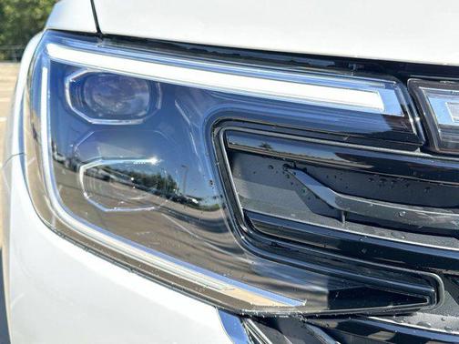 2025 Volkswagen Atlas 2.0T SEL Premium R-Line 4MOTION