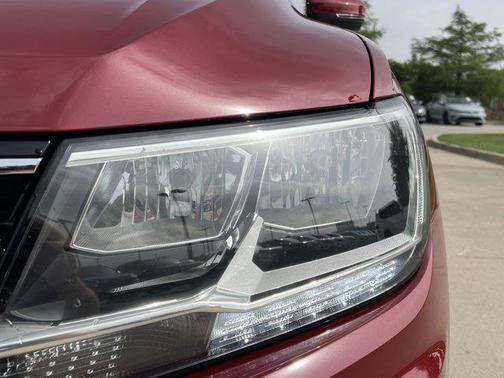 Cardinal Red Metallic 2018 Volkswagen Tiguan 2.0T S