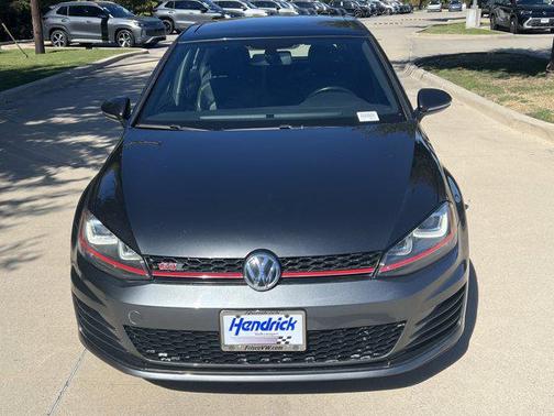 2017 Volkswagen Golf GTI 2.0T SE 4-Door