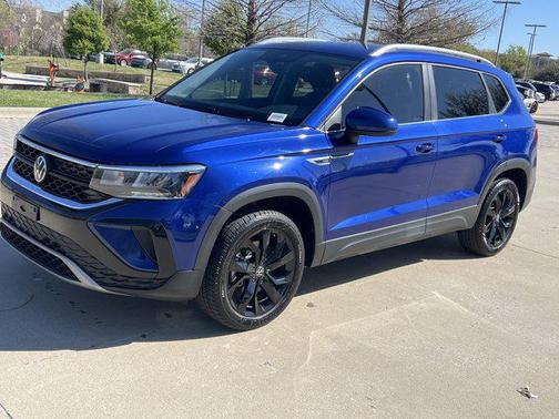 2024 Volkswagen Taos 1.5T SE