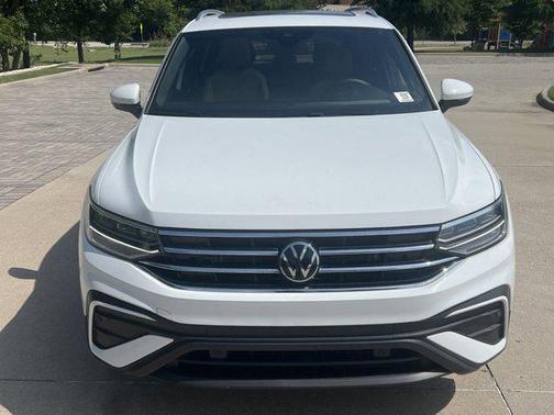 2024 Volkswagen Tiguan 2.0T SE 4MOTION