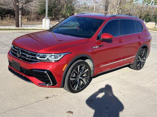 2024 Volkswagen Tiguan 2.0T SEL R-Line 4MOTION