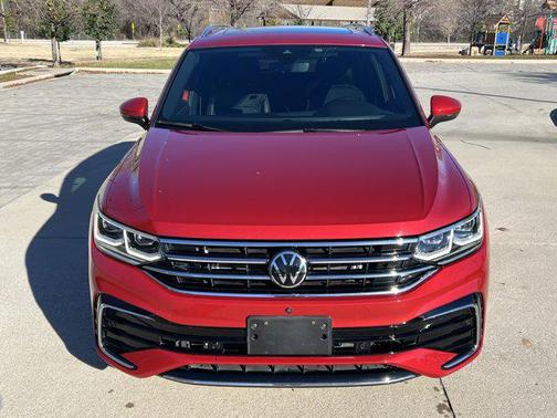 2024 Volkswagen Tiguan 2.0T SEL R-Line 4MOTION