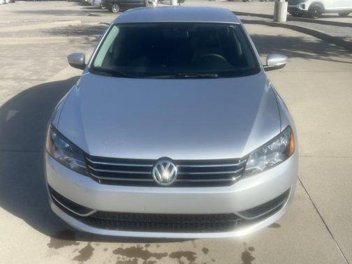 2014 Volkswagen Passat 1.8T S