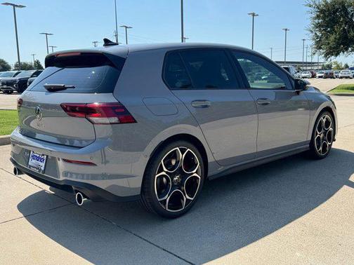 2026 Volkswagen Golf GTI 2.0T S DSG