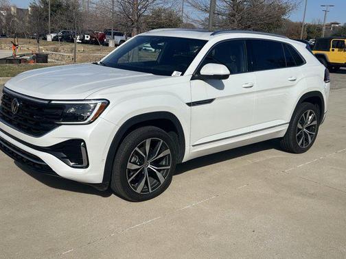 2025 Volkswagen Atlas Cross Sport 2.0T SEL Premium