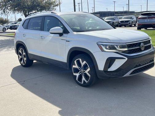 2023 Volkswagen Taos 1.5T SEL