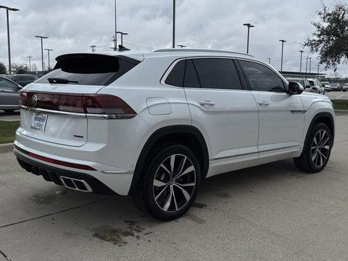 2025 Volkswagen Atlas Cross Sport 2.0T SEL Premium