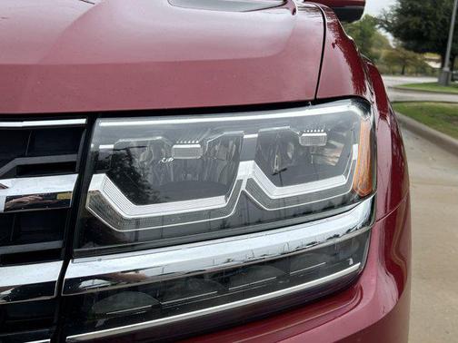 2018 Volkswagen Atlas 3.6L SEL Premium