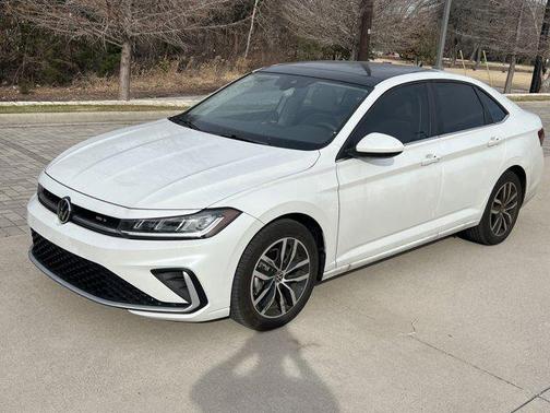 2025 Volkswagen Jetta 1.5T SE