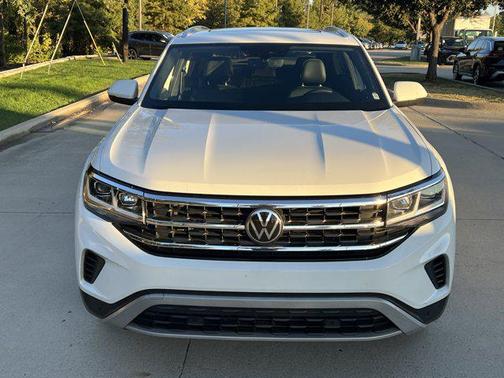 2023 Volkswagen Atlas Cross Sport 2.0T SE w/Technology