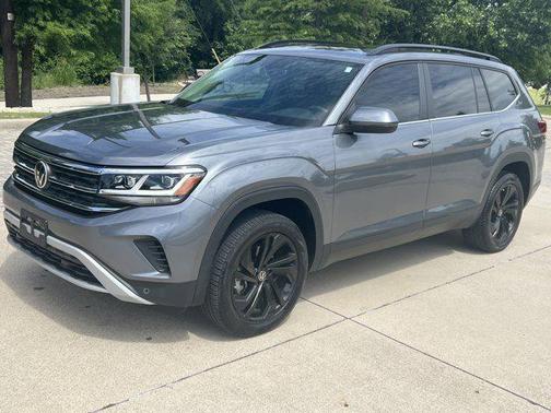 2022 Volkswagen Atlas 3.6L SE w/Technology