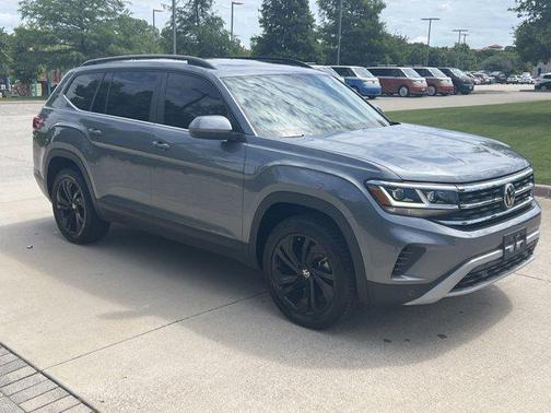 2022 Volkswagen Atlas 3.6L SE w/Technology
