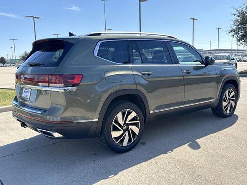 2025 Volkswagen Atlas 2.0T SEL