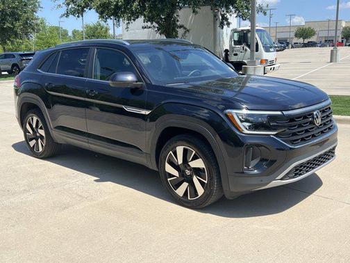2024 Volkswagen Atlas Cross Sport 2.0T SE w/Technology 4MOTION