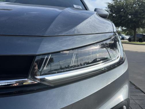 Platinum Gray Metallic 2025 Volkswagen Jetta 1.5T S