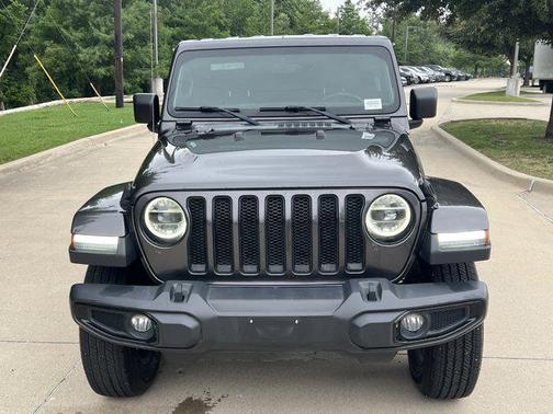 Granite Crystal Metallic Clearcoat 2020 Jeep Wrangler Unlimited Sahara