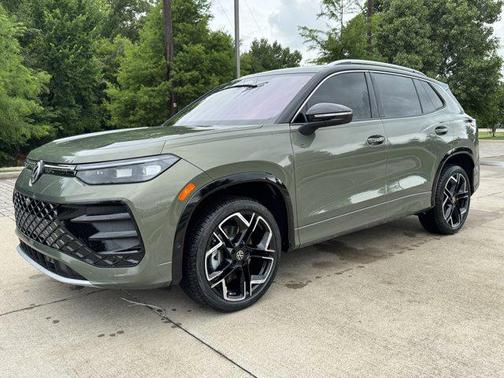 2026 Volkswagen Tiguan SE R-Line