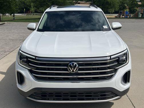 2024 Volkswagen Atlas 2.0T SE w/Technology 4MOTION