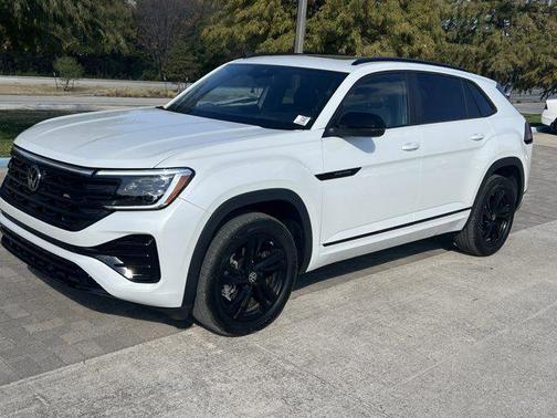 2025 Volkswagen Atlas Cross Sport 2.0T SEL