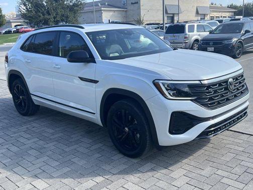 2025 Volkswagen Atlas Cross Sport 2.0T SEL