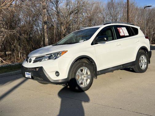 2015 Toyota RAV4 LE