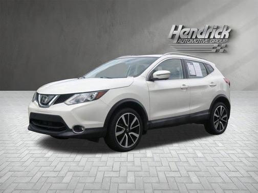 White 2018 Nissan Rogue Sport SL