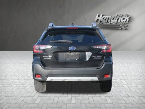 2023 Subaru Outback Touring