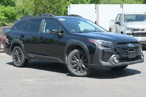 Crystal Black Silica 2025 Subaru Outback Onyx Edition