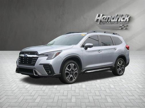 Ice Silver Metallic 2023 Subaru Ascent Touring 7-Passenger