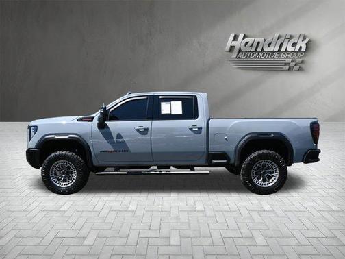 2024 GMC Sierra 2500 AT4X