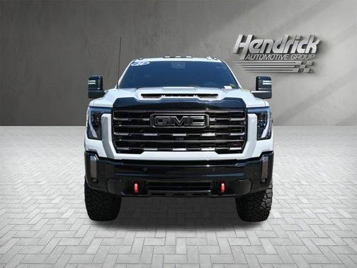 2024 GMC Sierra 2500 AT4X
