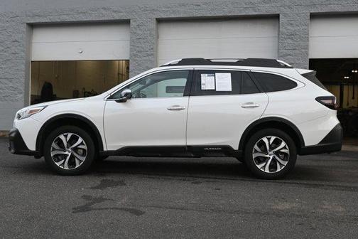 2022 Subaru Outback Touring XT