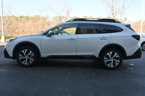 2022 Subaru Outback Touring XT