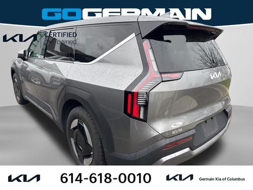 Pebble Gray 2024 Kia EV9 Light Short Range