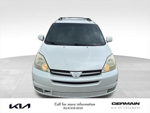 2004 Toyota Sienna XLE