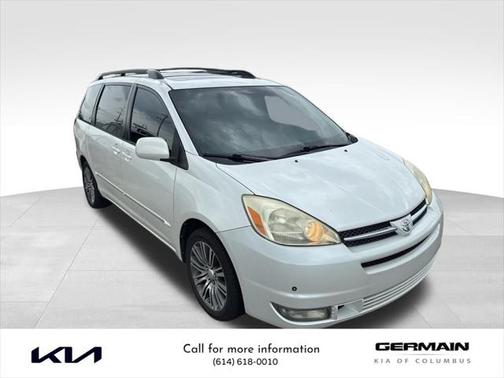 2004 Toyota Sienna XLE