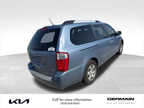 2009 Kia Sedona LX