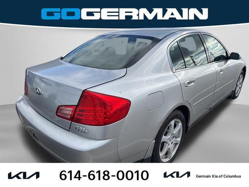 2004 INFINITI G35x Base