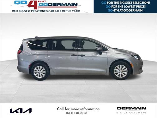 2020 Chrysler Voyager L