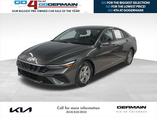 2024 Hyundai ELANTRA SE
