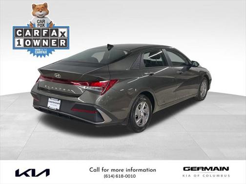 2024 Hyundai ELANTRA SE