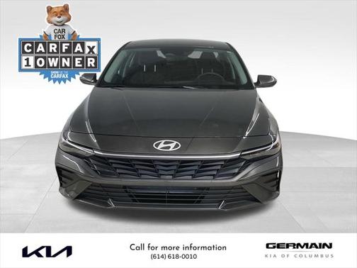 2024 Hyundai ELANTRA SE