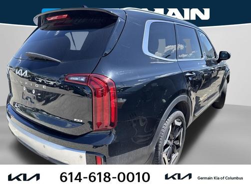 Ebony Black 2023 Kia Telluride S