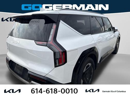 Snow White Pearl 2024 Kia EV9 Land