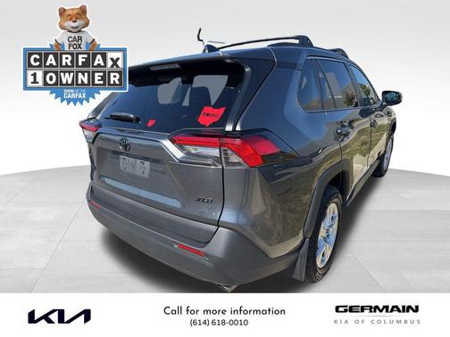 2020 Toyota RAV4 XLE